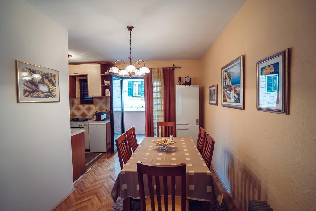 Ivica Apartments Imotski Eksteriør billede