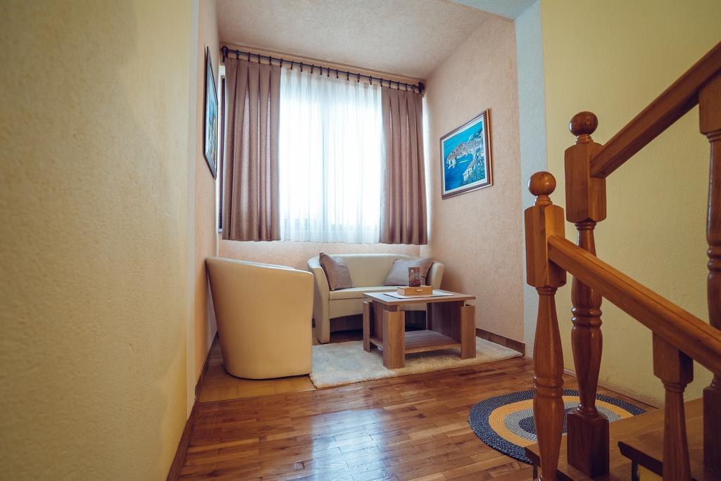 Ivica Apartments Imotski Eksteriør billede