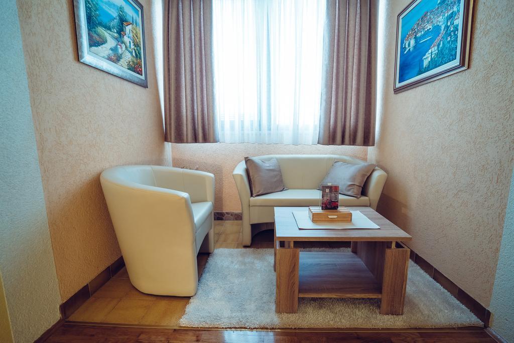 Ivica Apartments Imotski Eksteriør billede