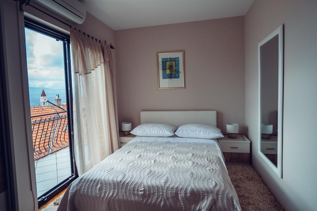 Ivica Apartments Imotski Eksteriør billede