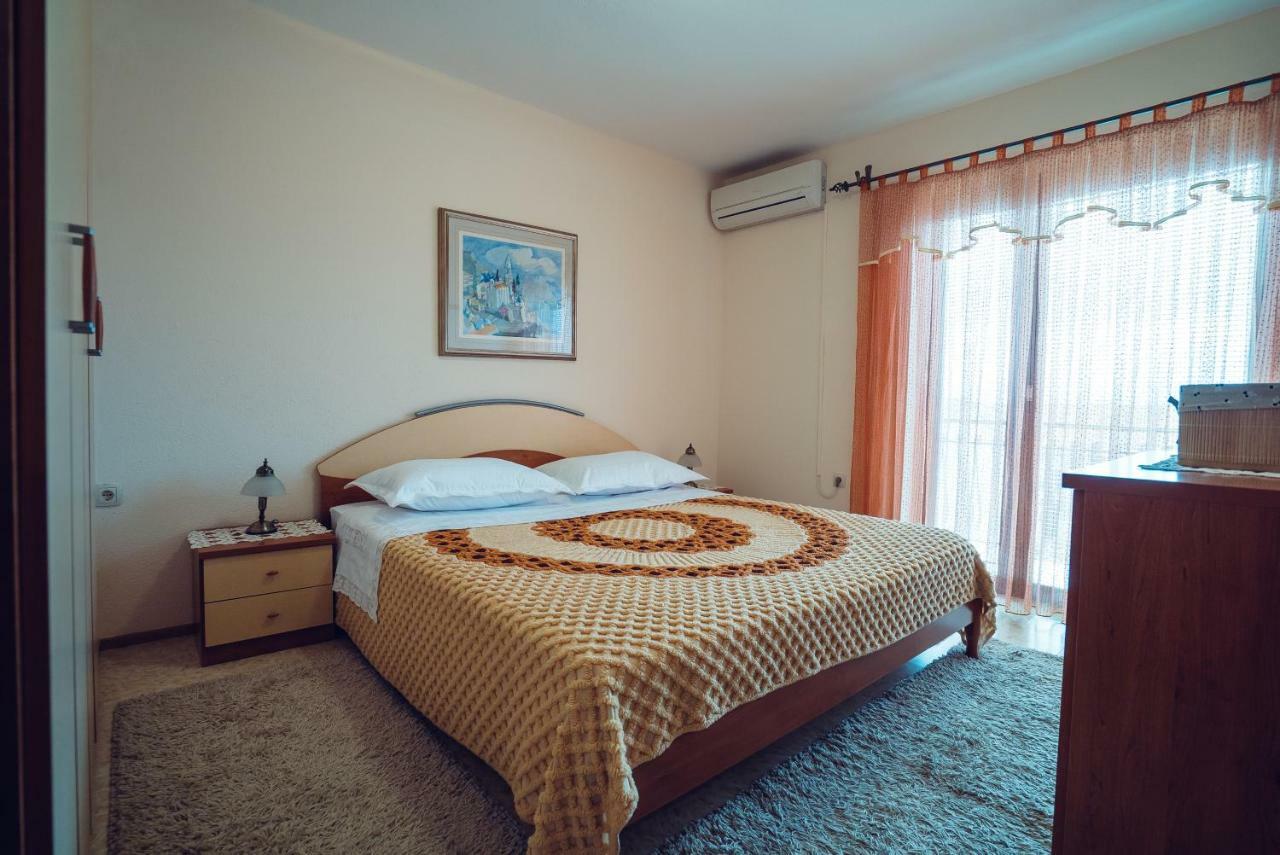 Ivica Apartments Imotski Eksteriør billede