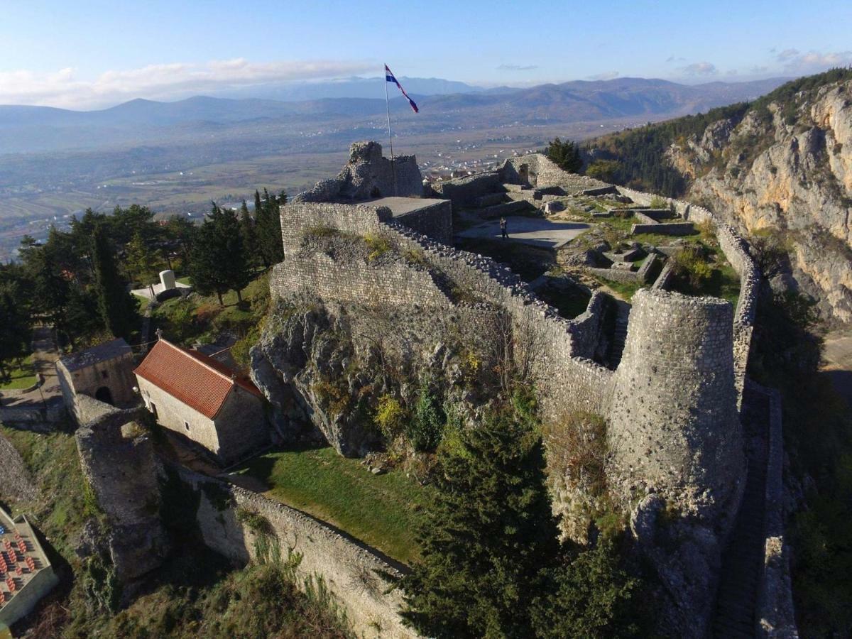 Ivica Apartments Imotski Eksteriør billede